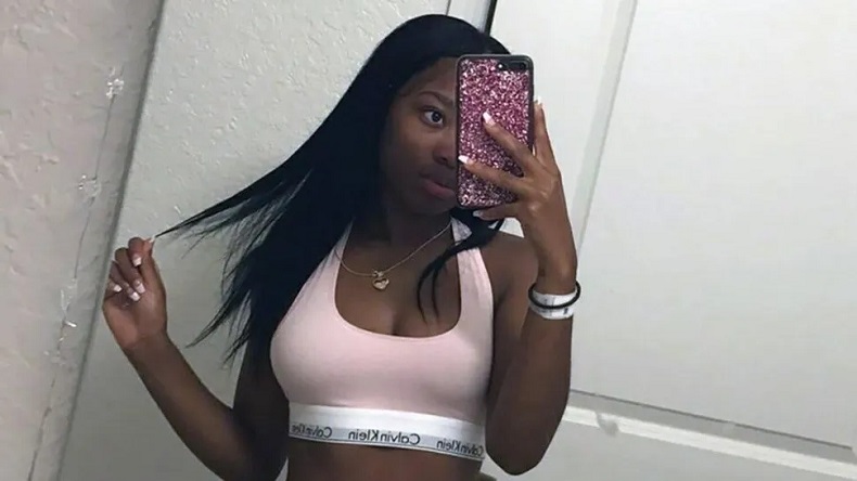 Joven murió baleada en plena videollamada: Su hijo pequeño le disparó por accidente