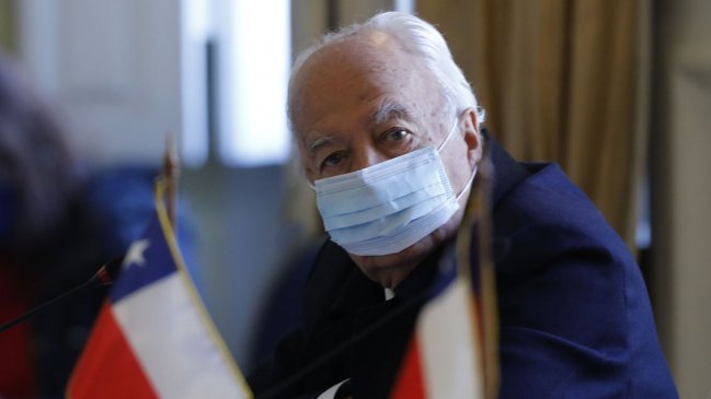 Convención: Comisión de DDHH aprobó voto político para excluir a Jorge Arancibia de audiencias públicas