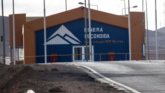  Con histórico contrato, minera Escondida evita huelga del Sindicato 1  