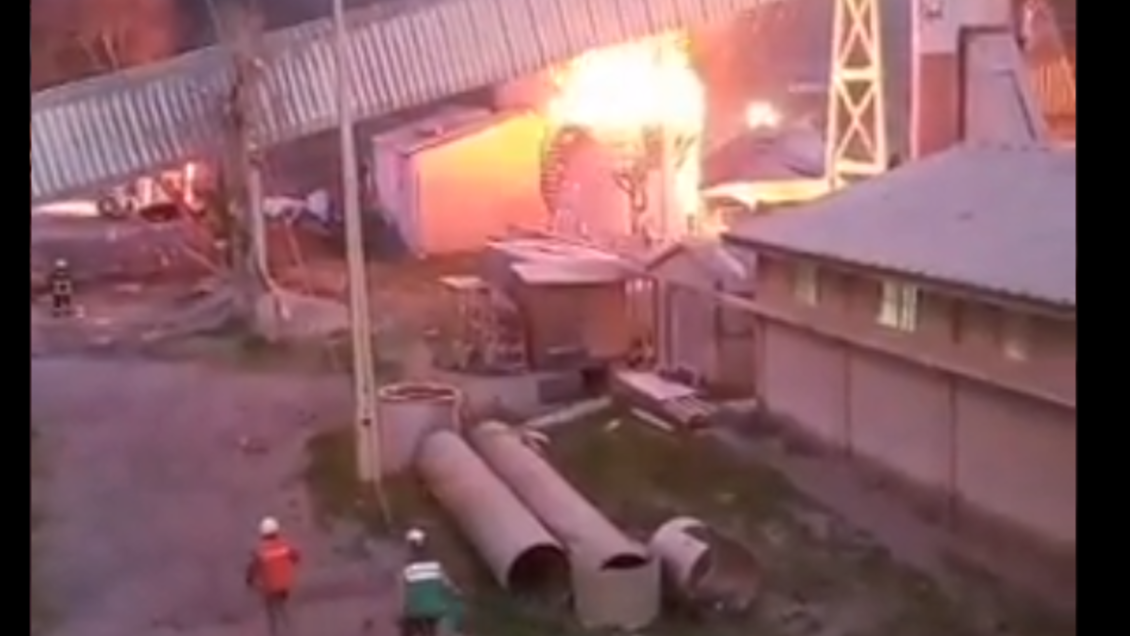 Bomberos controló incendio en las instalaciones de Cementos Biobío en Talcahuano