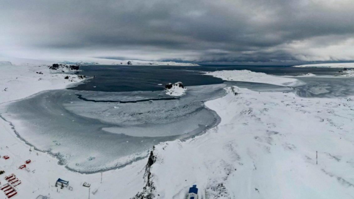 42 grados bajo cero de sensación térmica se registró en Base Naval “Arturo Prat” de la Antártica