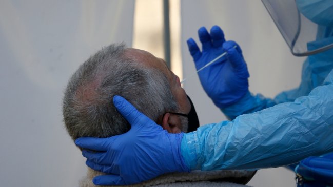 Covid-19 en Chile: Positividad a nivel nacional bajó a 1,12 por ciento