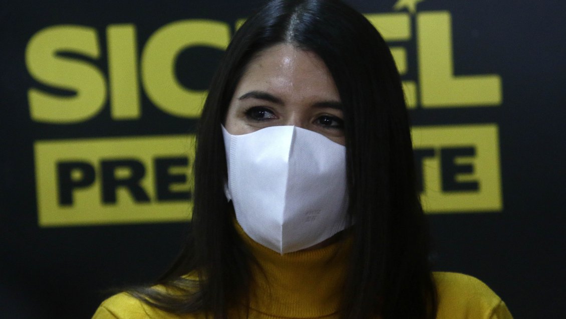 Katherine Martorell: Los programas de Unidad Constituyente no tienen diferencias con el de Boric