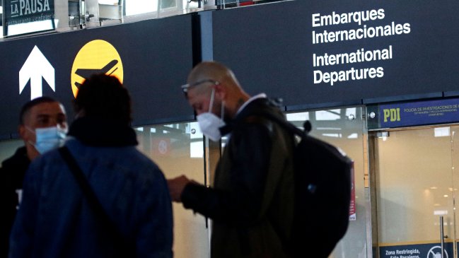 Cambio de tendencia: Este año han salido de Chile más extranjeros que los que han llegado