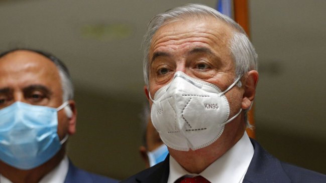 Mañalich: Desde el Senado puedo aportar 