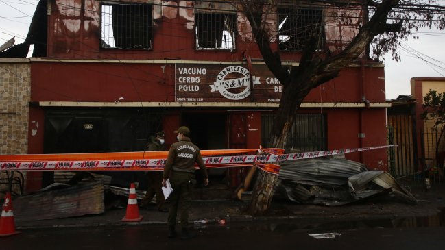 Madre murió con sus dos hijos en un incendio en Estación Central