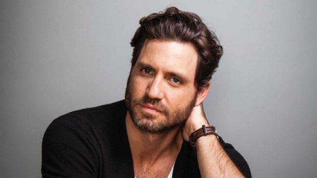 Actor Edgar Ramírez llama a vacunarse tras muerte de tres familiares en Venezuela