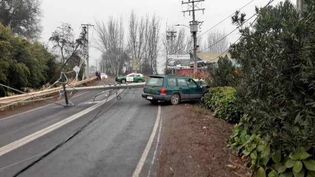CGE: postes chocados han dejado sin suministro a 1 millón de clientes