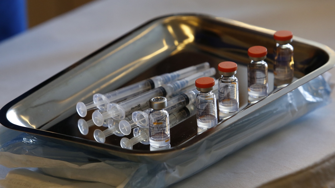 Cenabast solicitó al ISP autorizar aplicación de vacuna CoronaVac en niños y adolescentes