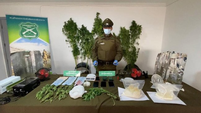 Droga, municiones y tres detenidos deja doble allanamiento en Valparaíso