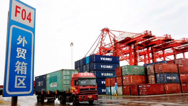 Comercio exterior de China crece 23,7% en primeros ocho meses