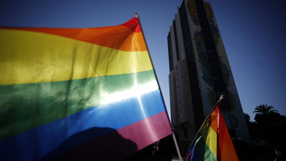 Estudio: El 70,3% de los chilenos acepta a personas sin importar orientación sexual