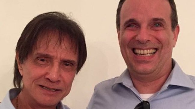  Roberto Carlos despide a su fallecido hijo con emotivo video  