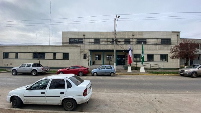 Reo quedó atrapado en una malla cuando intentó fugarse desde la Cárcel de Parral