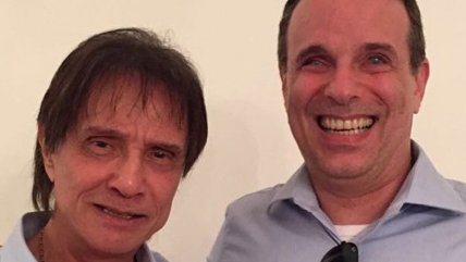  Roberto Carlos despide a su fallecido hijo con emotivo video  