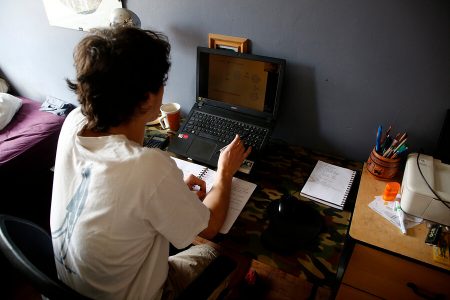 Implementan sistema de clases híbrido y a distancia para 40 mil estudiantes de La Araucanía