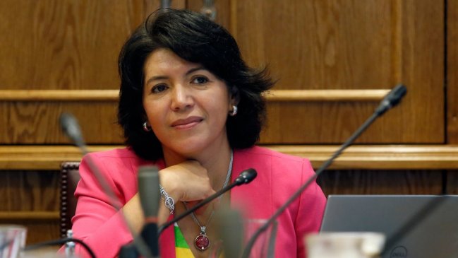 Yasna Provoste: Es importante poner la reconstrucción del país en el centro