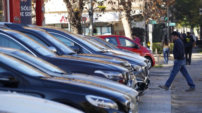  Cifras récord: Venta de autos nuevos ha crecido más de 90% este 2021  