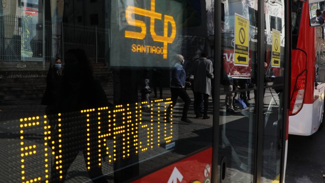 Conductores de Subus siguen movilizados: Baja frecuencia en San Bernardo y La Pintana