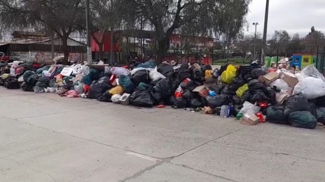 Paro lleva una semana: Municipio de Talca mediará en conflicto entre recolectores y empresa privada