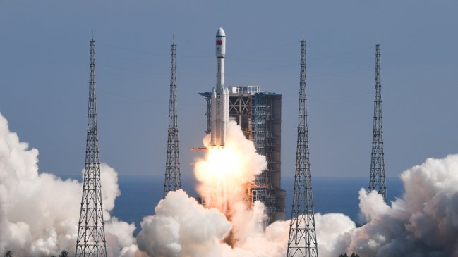 La Tianzhou-3 se acopló a la estación espacial china para aprovisionarla