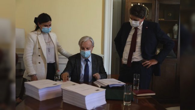 Una semana antes del plazo, Gobierno ingresó el Presupuesto 2022 al Congreso