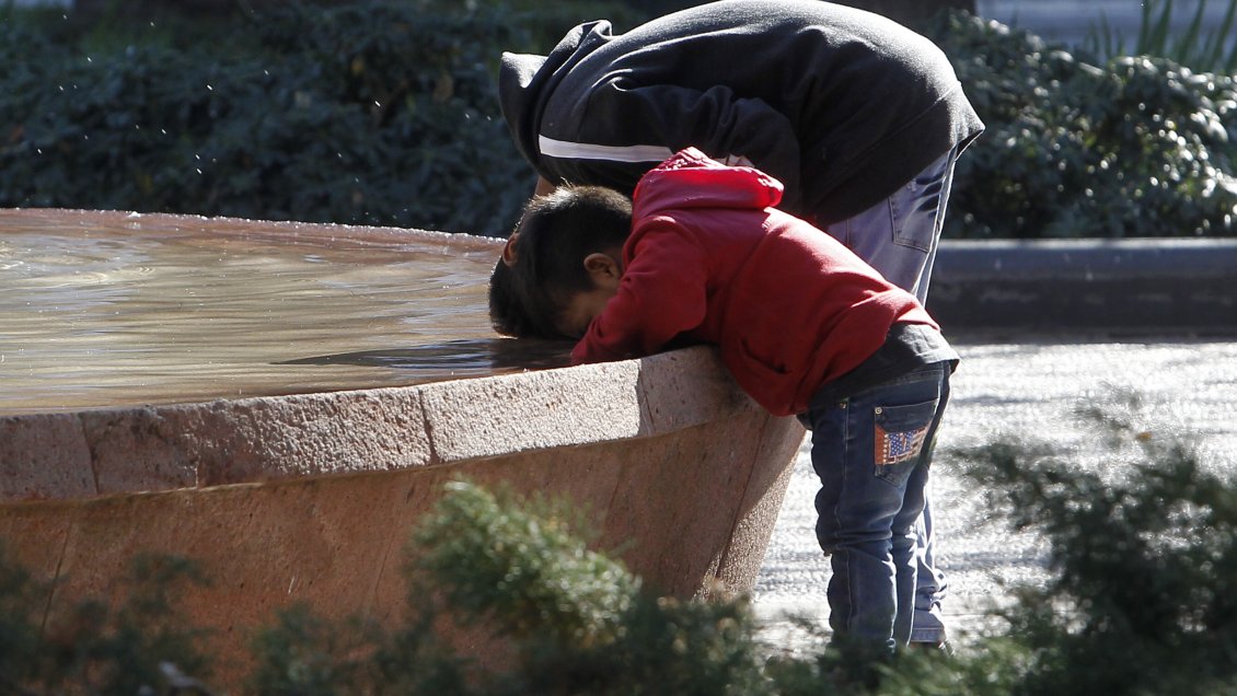 Los niños de hoy vivirán siete veces más olas de calor que sus abuelos