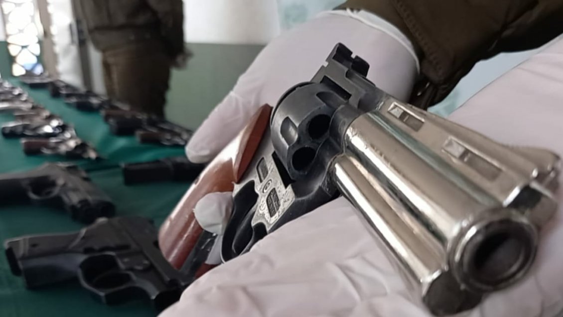 Carabineros entregó 184 armas de fuego recuperadas en Región de #Antofagasta para que sean destruidas