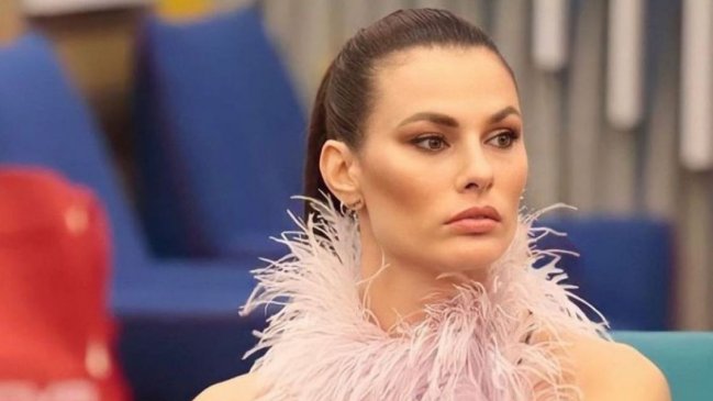  Modelo Dayane Mello denuncia que fue violada en un reality show  