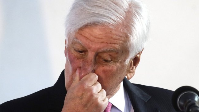 PDI incautó computadores, celulares y dinero en efectivo desde casa de veraneo de Raúl Torrealba