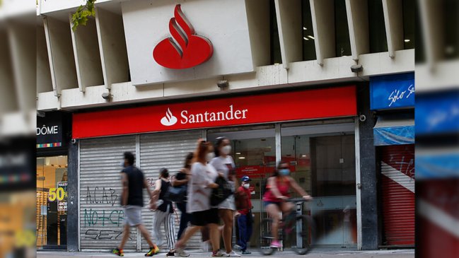 Corte ordenó al Banco Santander restituir a clienta los fondos robados de su tarjeta de crédito