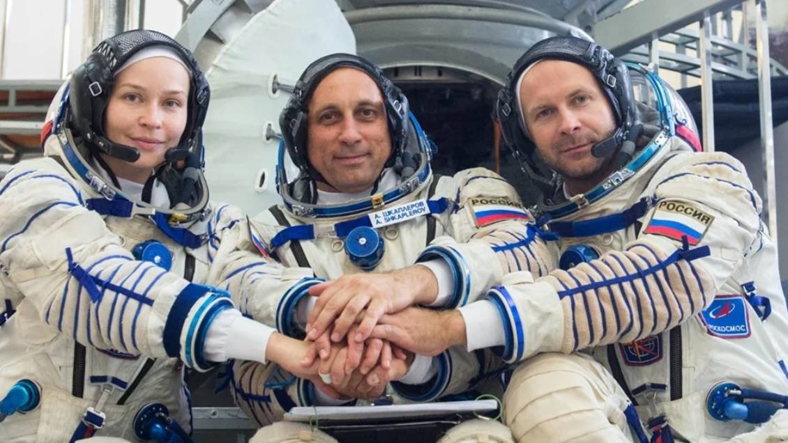 Este martes comienza la misión para filmar la primera película en el espacio