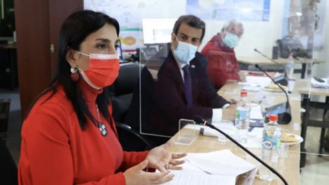 Crisis migratoria: Delgado y Rubilar encabezan visita gubernamental en la zona norte