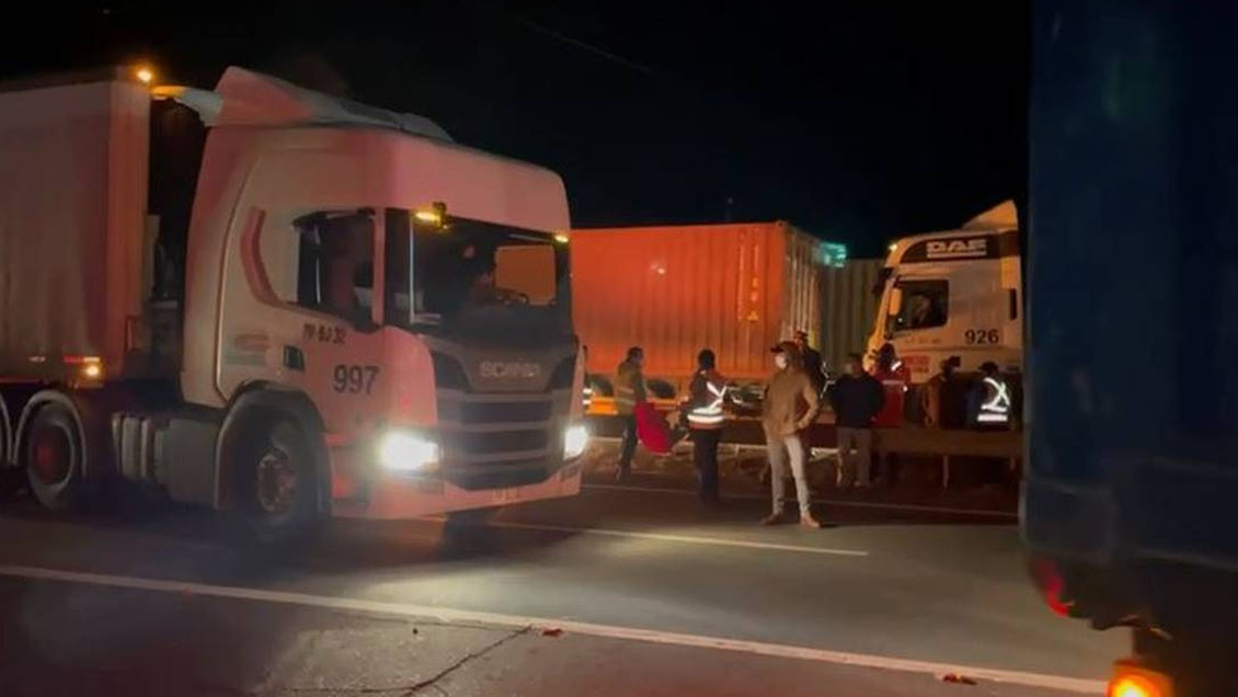 Cientos de camioneros protestaron en el Biobío contra los hechos de violencia