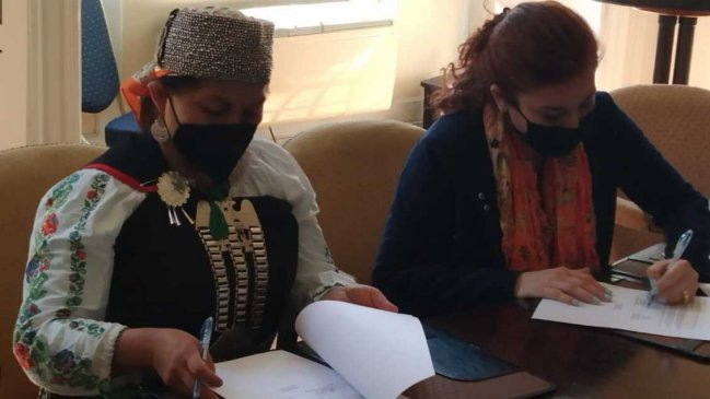 Convención firmó acuerdo para facilitar la participación de niños en el proceso constituyente