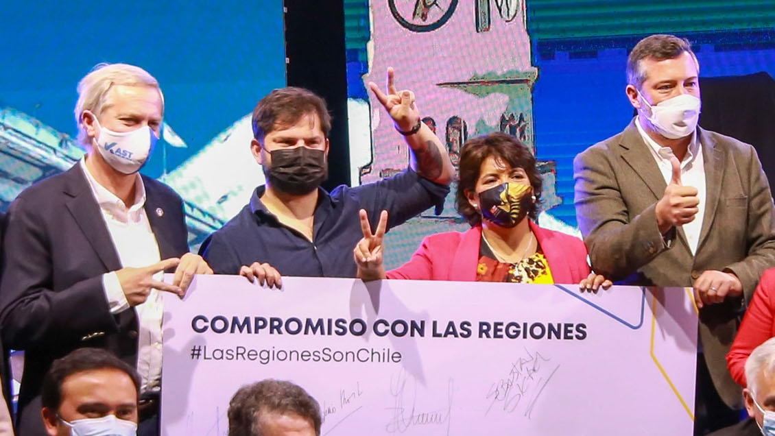 Kenneth Bunker: Apoyo de legisladores a candidatos externos a su coalición puede 