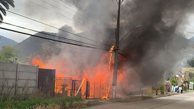 Persona con problemas mentales provocó incendio de una casa en Hijuelas