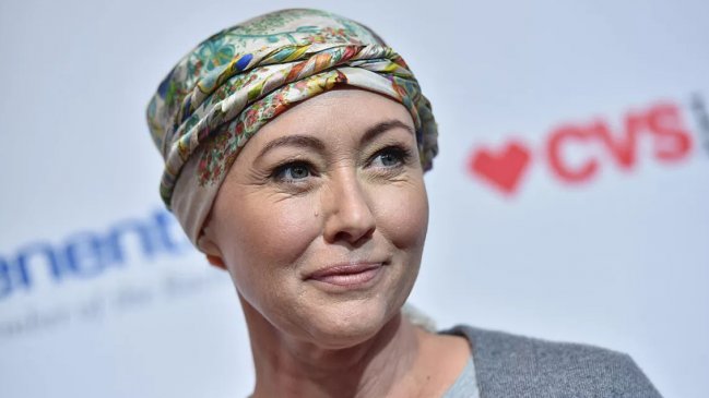 Durante el Mes de Sensibilización del Cáncer de Mama: Shannen Doherty comparte fotos de su lucha en contra de la enfermedad