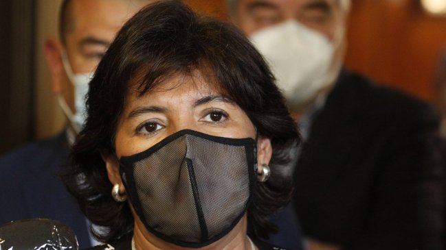 Provoste: Cuando se vota por la derecha, a La Moneda entran los intereses de los grupos económicos