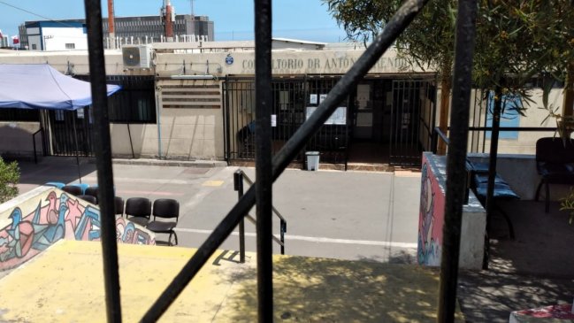 Brote de Covid-19 obliga a cerrar Cesfam de Antofagasta