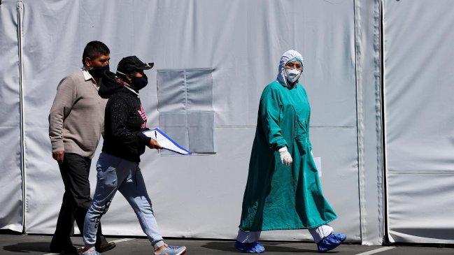 Gobierno británico pidió al personal de salud atender a los pacientes en persona