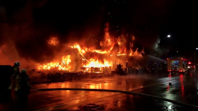 Un incendio dejó al menos 46 muertos y decenas de heridos en Taiwán