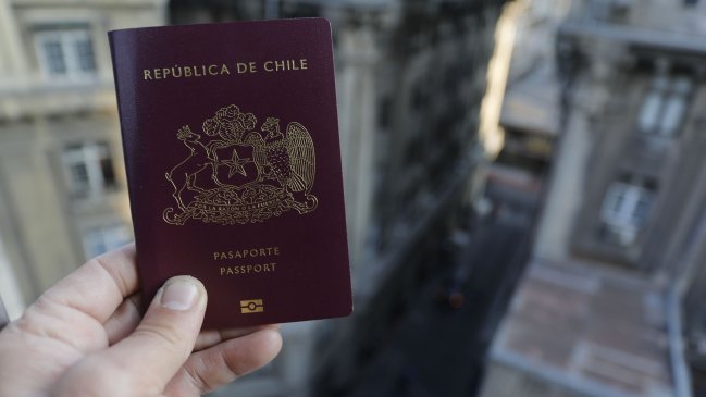 Consorcio chino-alemán se quedó con la licitación de pasaportes y cédulas chilenos