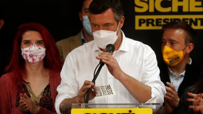 Sichel emplaza al Gobierno a dar suma urgencia a proyecto de indultos si oposición no lo retira