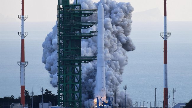   Seúl lanza su primer cohete 100% nacional sin lograr que satélite se separe 
