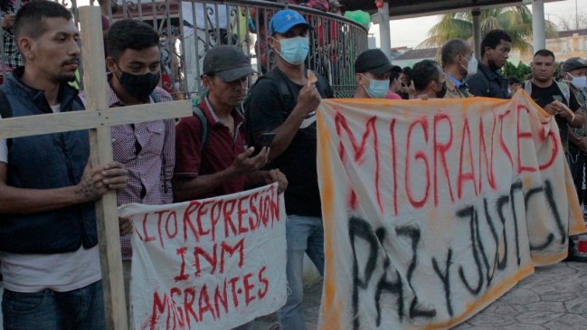  Miles de migrantes iniciaron caravana hasta Ciudad de México  