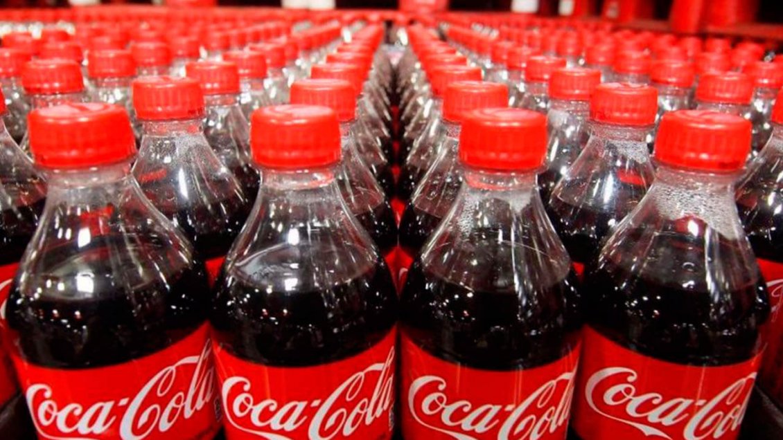 Greenpeace vuelve a apuntar a Coca-Cola como mayor contaminante de plásticos