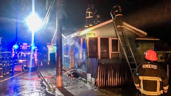 Incendio afectó a vivienda en Punta Arenas