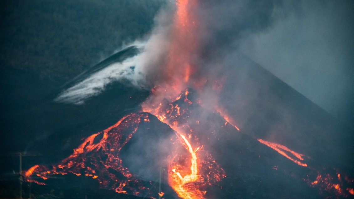 Reactivación volcánica de La Palma origina 184 sismos en últimas 24 horas