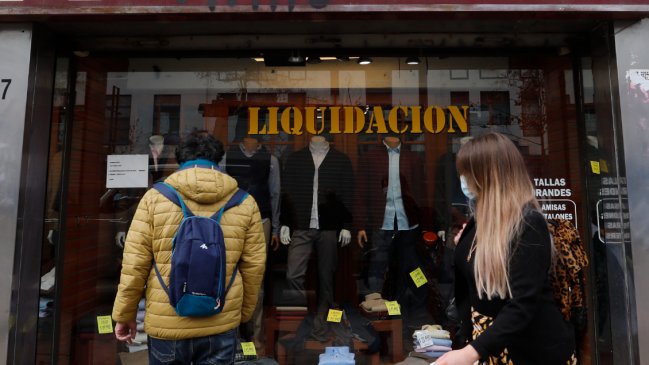 Las ventas presenciales subieron 32% en la Región Metropolitana durante septiembre